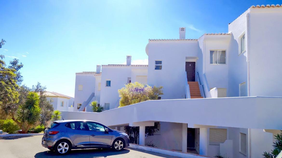 Chiquita Place, Luz Exterior foto